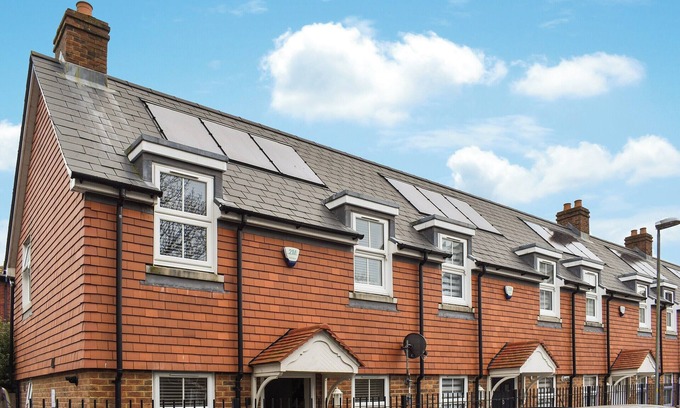 Poole Cottage | 2 bedroom accommodation in Poole