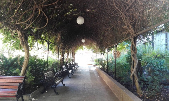 Santiago Apartment | 2-bedroom apartment in marvelous Ñuñoa neighborhood with car parking, WiFi,