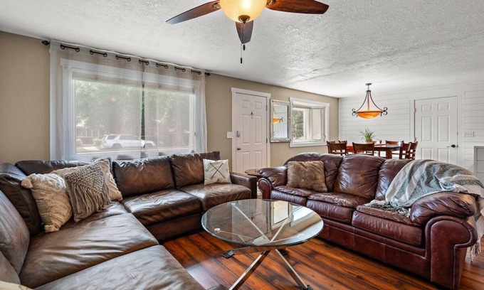 Southeast Boise House | 2 Bedroom Centennial Home near Downtown Boise and BSU