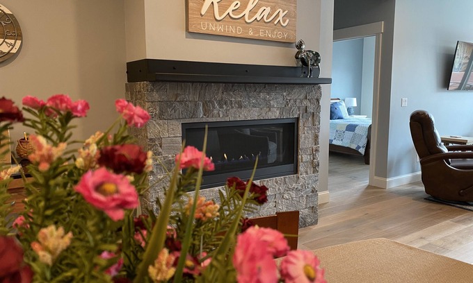 Grand Lake Condo | 2 Bedroom Condo on the Boardwalk in downtown Grand Lake