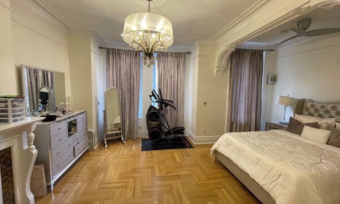 McGinley Square Apartment | 2-bedroom duplex in excellent Jersey City with AC, fitness room, parking