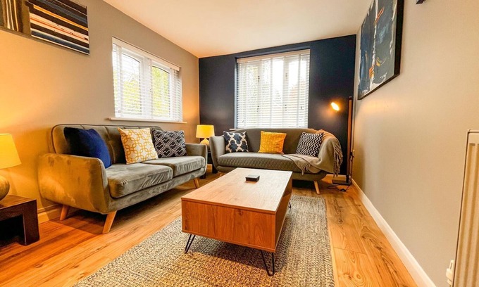 Shrewsbury House | 2 Bedroom Guesthouse in Shrewsbury