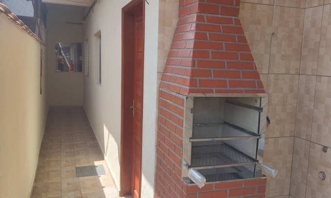 Quietude House | 2 Bedroom House with Barbecue 2km from Tupi x Ocian Beach