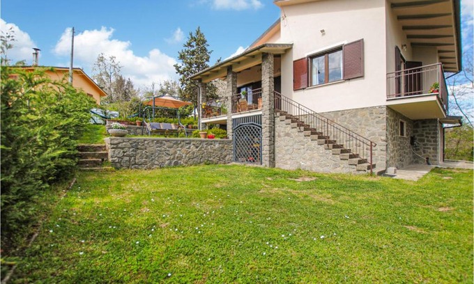 Pescia House | 2 Bedroom Nice Home In Pescia