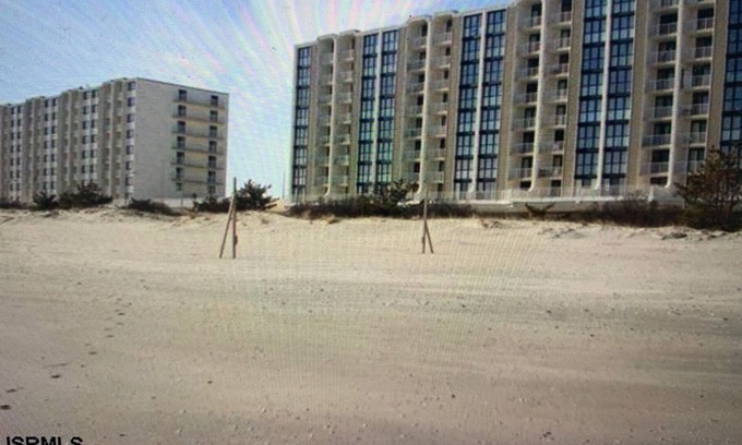 Sea Isle City Condo | 2 bedroom oceanfront condo Sea Isle city