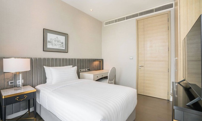 Ratchaprasong Condo | 2 BR Appt/Bkk Heart/Monthly