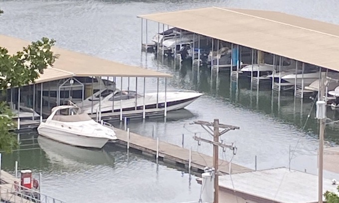 Lake Ozark Condo | 2 BR CONDO CLOSE TO EVERYTHING. MARIJUANA FREE ENTIRE COMPLEX