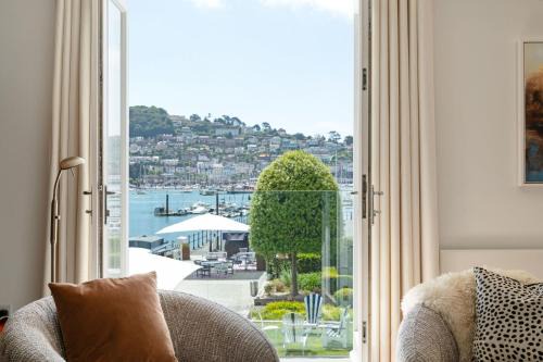 Dartmouth House | 2 Dart Marina