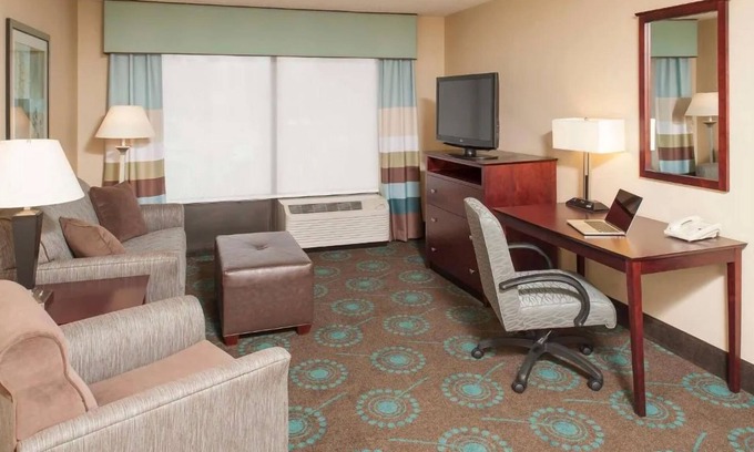 South Bend Hotel | 2 Exclusive Suites w/Full Kitchen & Free Breakfast – Great for Extended Stays