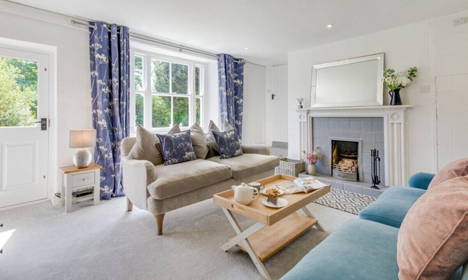 Melton Constable House | 2 Marestail Cottages