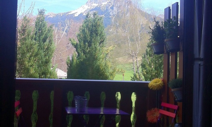 Bernex Apartment | 2* mountain and ski WIFI apartment with balcony, mountain and nature views.