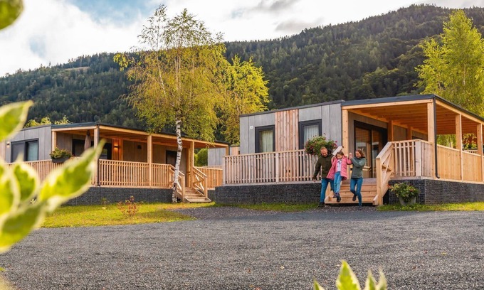 Ossiach House | 2-person holiday home with 1 bedroom and bathtub