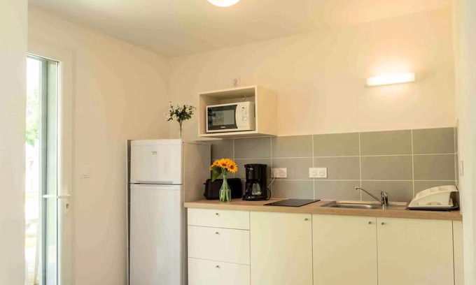 Espalion Apartment | 2-room apartment 33 m² 3/4 pers PMR 5 persons