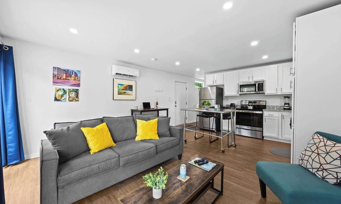 Phoenix Hill Apartment | 2-Unit Work Friendly Stay | Near Breweries & NuLu!
