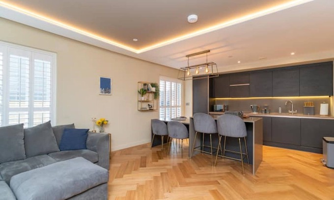 York Apartment | 20 Kings Hudson Quarter -Free Parking -City Centre