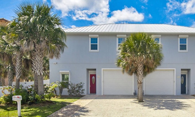 Winslow Reserve House | 200 Yards toCocoa Beach, 4 bd, 3 1/2 Bath, Private Pool