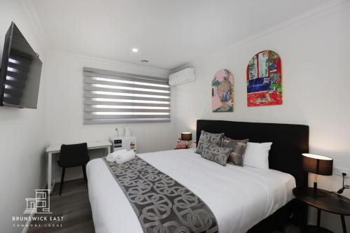 Brunswick East Apartment | 202 Cozy Queen BR with Fast WiFi - Brunswick East