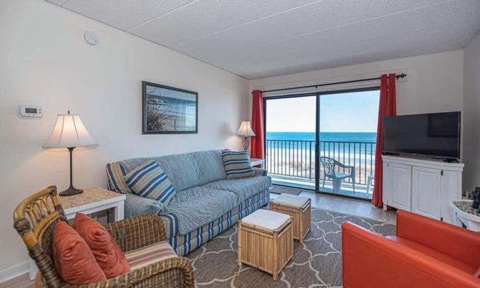 Little Salisbury House | ⭐️203 Bimini Large Direct Oceanfront Epic Views⭐️