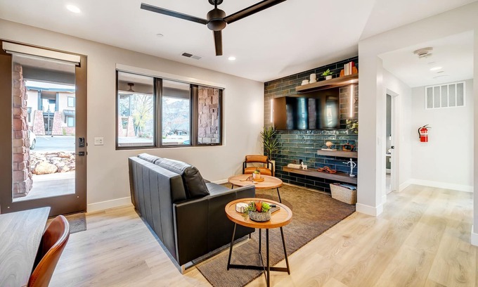 Zion National Park South Entrance Villa | 208 LaFave-Luxury Villa at Zion: Northgate Peaks