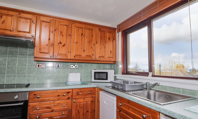 Nostie Cottage | 25 Langlands Terrace