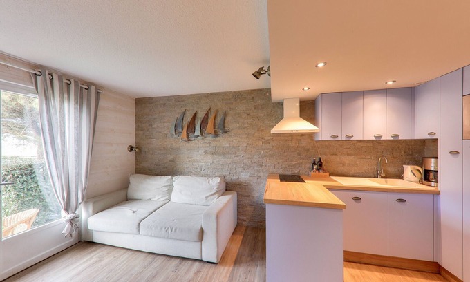 Arzon Apartment | 250 m from the port - Pool - 2 adults and 3 children