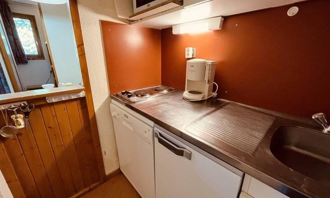 Vallandry Apartment | 250m from ski slopes, 3rd floor, balcony, tv, ski locker, 20m², Peisey-Vallandry