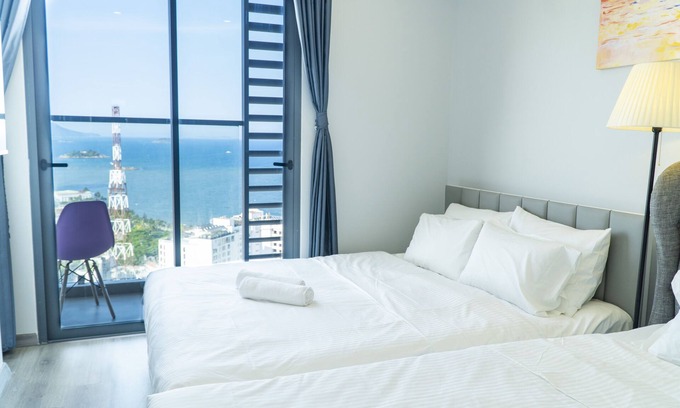 Tran Phu Beach Apartment | 25th Floor Oasis w/Ocean view