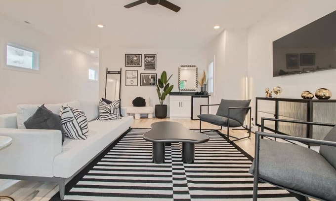 Berry Hill House | 26- New! Modern Home- The Music City Collection