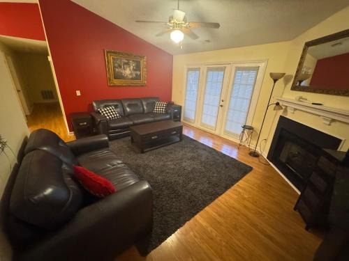 Greensboro Apartment | 2Bed 2Bath Cozy Apartment off Guilford college!