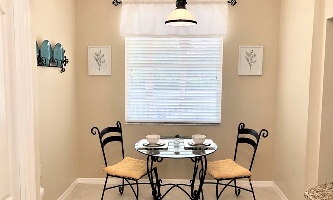 Naples Condo | 2br/2bth - 1250ft - North Naples- 2 bd/2bath Cypress Woods North(Naples, Fl)