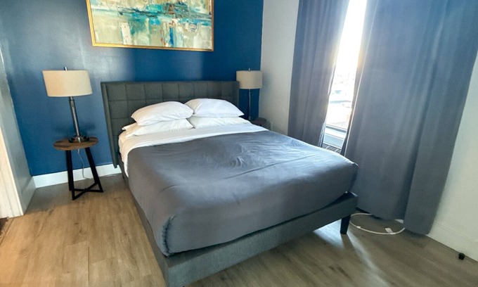 Elizabeth Apartment | 2BR apt close to EWR 8118
