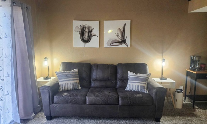 Table Rock Condo | 2BR Cozy Condo ~ Centrally Located (FC27-6)