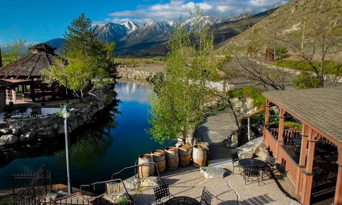 Minden Resort | 2BR DAVID WALLEY'S RESORT WITH HOT SPRING -SLEEPS 6