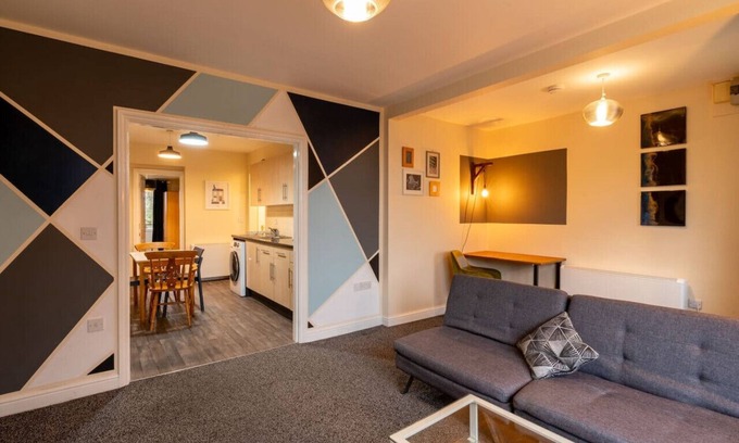 Oxford Apartment | 2BR Headington Flat | Central & Free Parking