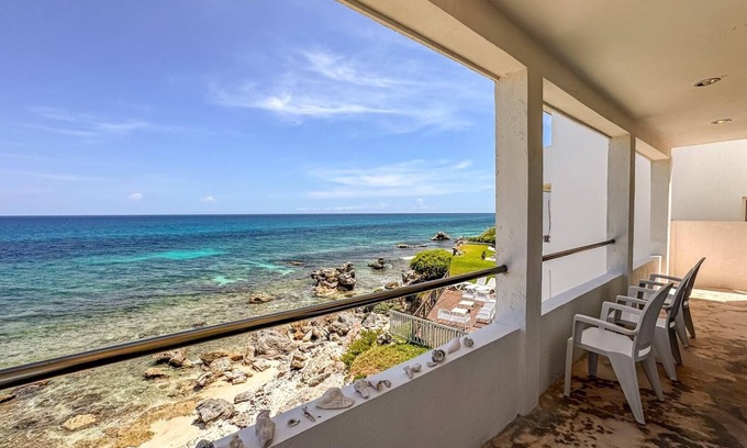 Colonia Meteorologico Condo | 2nd+3rd Floor Units w/Shared Rooftop Pool