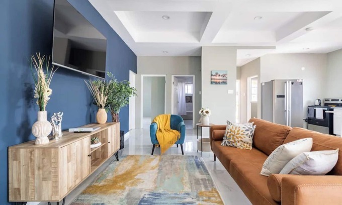 Portmore House | 2nd fL condo unit with gated access in a quiet residential neighborhood.