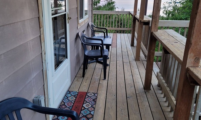 Ketchikan House | 2nd Story Guest House with a Spectacular View