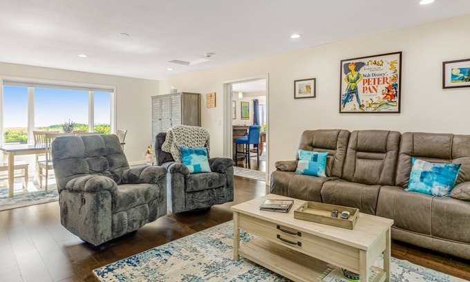 Oak Harbor House | 3.5 acre water-view retreat with deck, grill, pool table, bar & washer/dryer