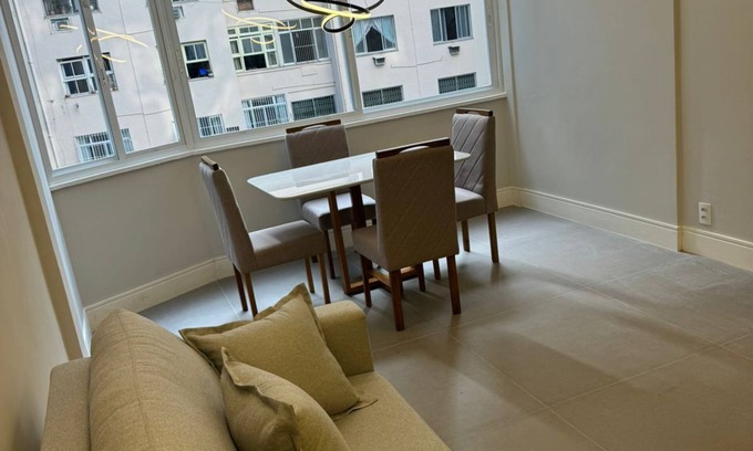 Copacabana Apartment | 3-bedroom apartment in charming Copacabana Rio de Janeiro with WiFi, AC