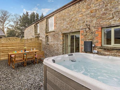 Holsworthy House | 3 Bed in Bude WVFCO