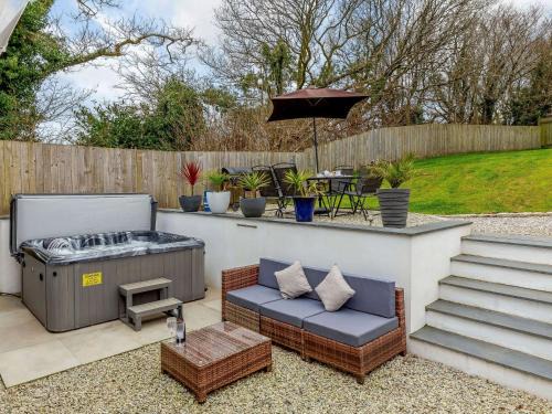 Darite House | 3 Bed in Looe 51029