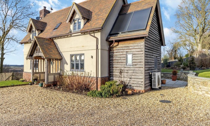 Coalbrookdale Cottage | 3 bedroom accommodation in Cressage, Near Shrewsbury