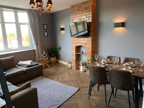 Edgbaston Apartment | 3 Bedroom apartment with gym in Harborne