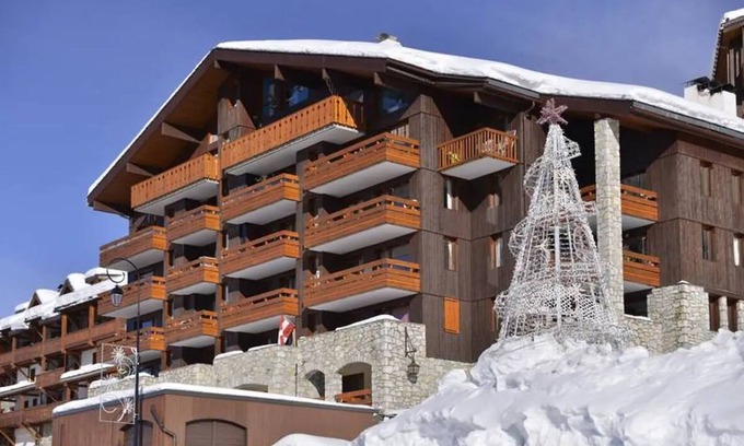 Belle Plagne Apartment | 3 bedroom apartment at the foot of the slopes with superb mountain views, parking