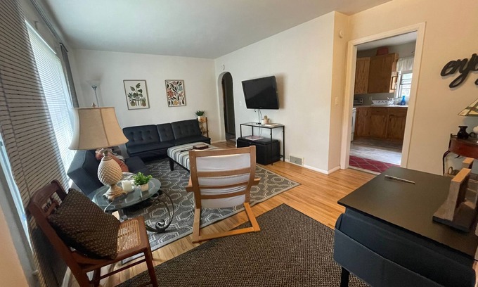 Moorhead House | 3-bedroom house in Moorhead in nearby colleges