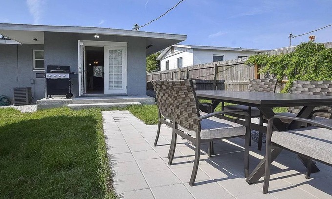 Holland By The Sea House | 3-bedroom house in superb very close to Ormond Beach with AC