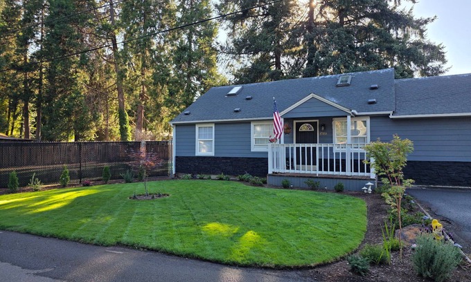 Thurston House | 3-bedroom house in fabulous Mckenzie River/Springfield