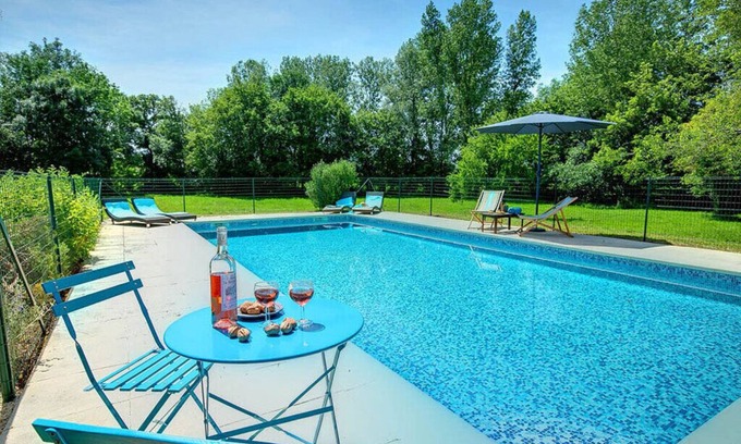 Castillonnes House | 3 Bedroom Private vacation home in Castillonnès