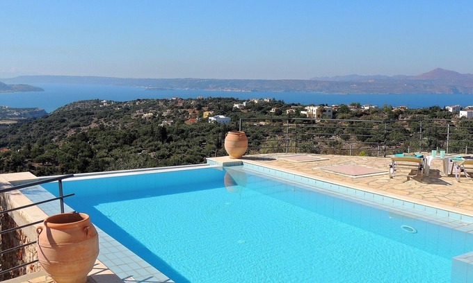 Drapanos Villa | 3 bedroom villa with private infinity pool and panoramic sea and mountain views.