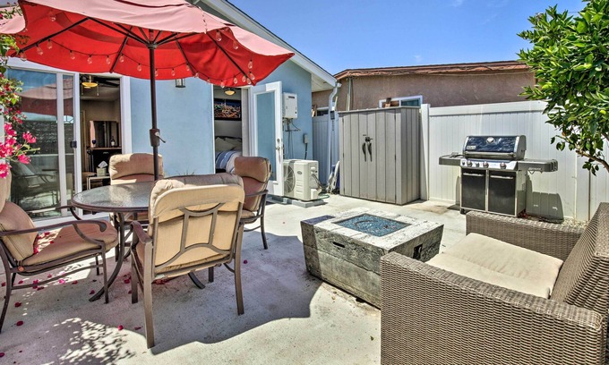 Lemon Grove Cottage | '3 Jewels' Cottage w/ BBQ Patio & Fire Pit!